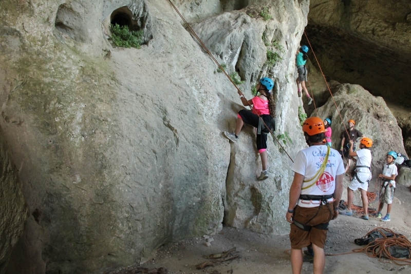 Village Camps International Summer Camp Ard&egrave;che, France 2019-07-26 https://www.villagecamps.com/journals_admin/images/929-9-21-07-2014  (800x533) (9).jpg